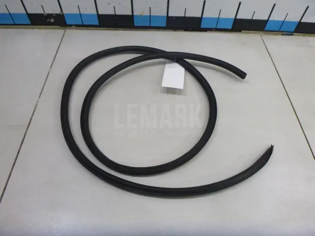 Уплотнитель (наружный) для  Haval H2 2014-2020