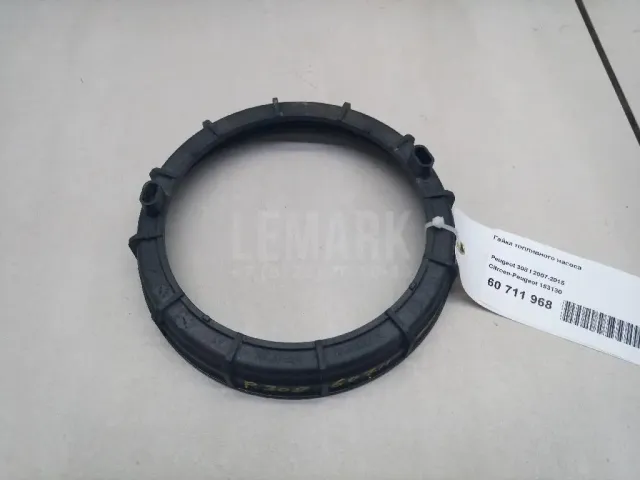 Гайка топливного насоса для  BMW X6 E71 2008-2014