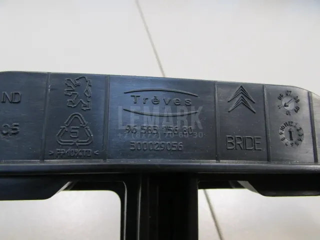Кронштейн (сопут. товар) для  Changan Alsvin (B511) 2018