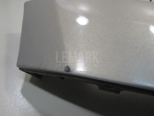 Планка под фару правая для  Cadillac SRX 2003-2009
