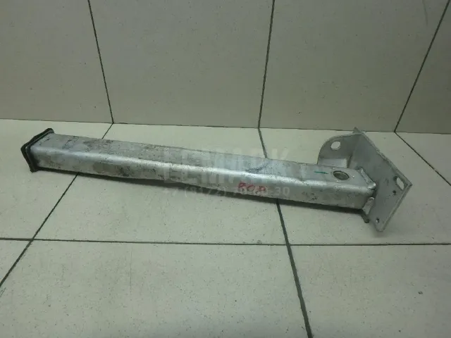 Кронштейн передней балки