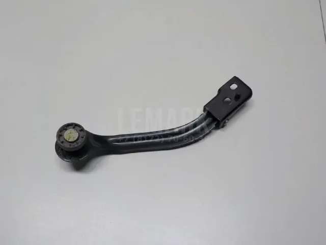 Кронштейн крепления двери для  Fiat