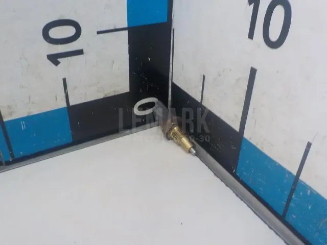 Датчик включения заднего хода