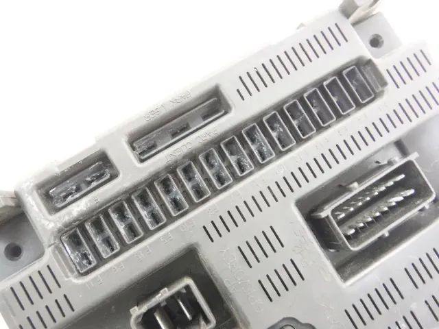 Блок предохранителей для  Citroen C5 2004-2008