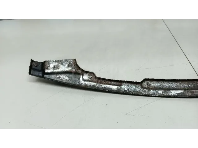 Кронштейн переднего бампера для  BMW X1 E84 2009-2015