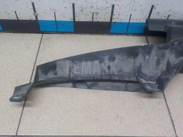 Кронштейн переднего бампера