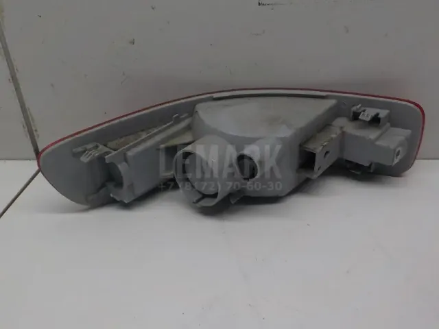 Фонарь задний в бампер правый для  Dongfeng 580 2017
