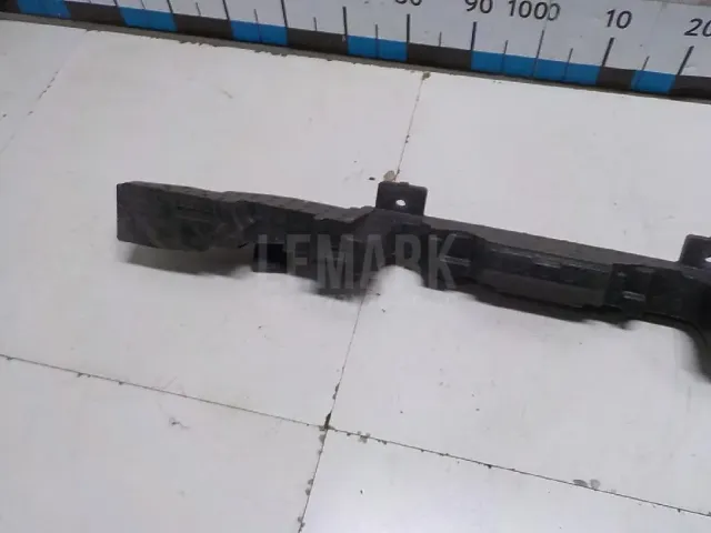 Наполнитель переднего бампера для  BMW 7-serie E65/E66 2001-2008
