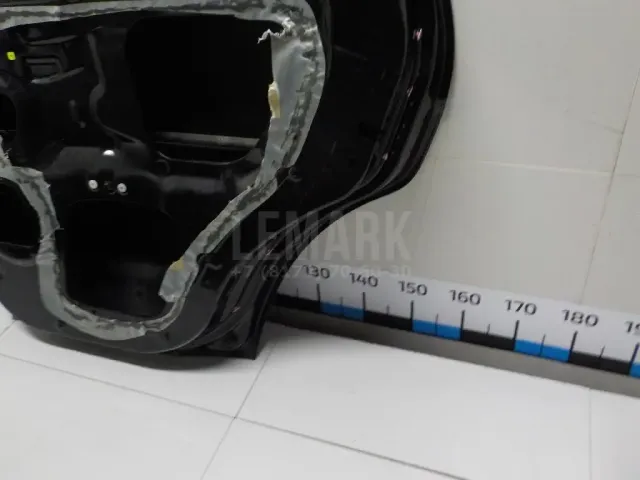 Дверь задняя правая для  Chrysler Crossfire 2003-2008