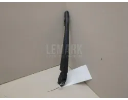 Поводок стеклоочистителя заднего