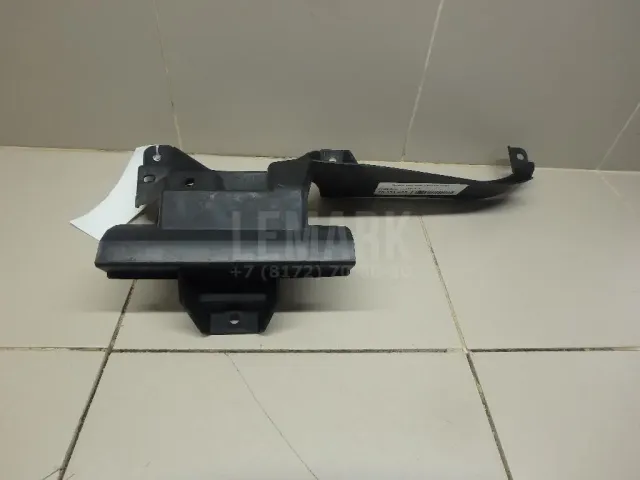 Кронштейн переднего бампера для  BMW X1 E84 2009-2015