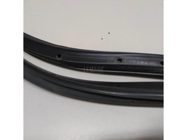 Уплотнитель двери для  Haval M6 2021