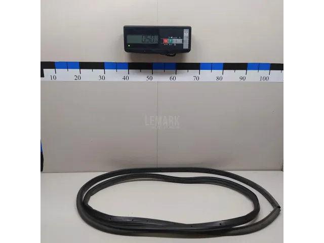 Уплотнитель двери для  Haval M6 2021
