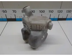 Бачок омывателя лобового стекла