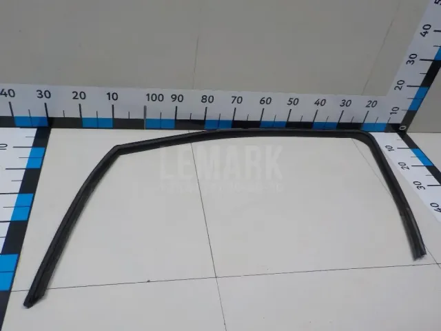 Уплотнитель стекла двери для  Great Wall Hover H3 2010-2014