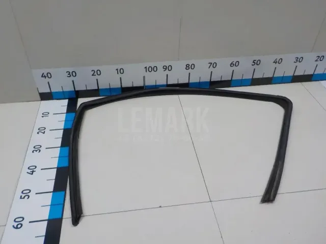 Уплотнитель стекла двери для  Great Wall Hover H3 2010-2014