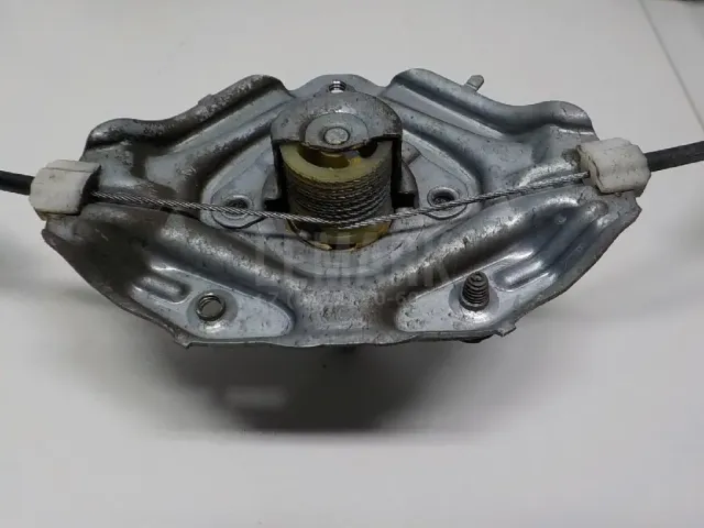Стеклоподъемник механ. задний правый для  Ford C-MAX 2003-2010
