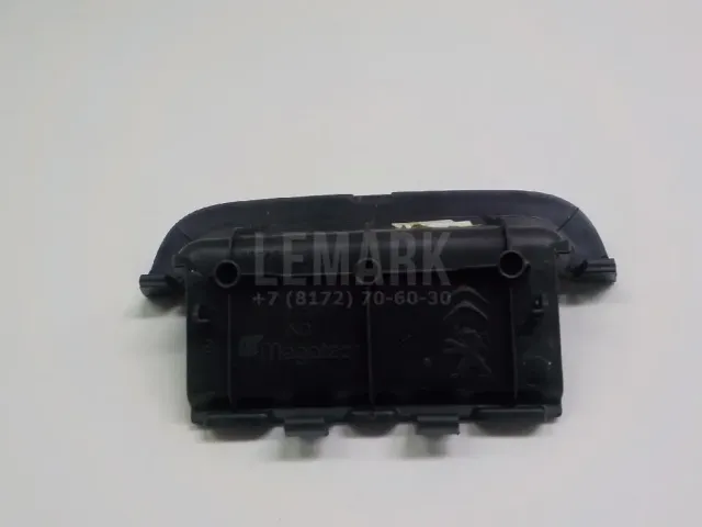 Накладка (кузов внутри) для  Ford Mondeo V 2015-2022