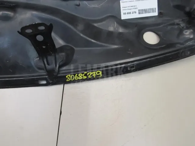 Решетка стеклооч. (планка под лобовое стекло) для  Fiat Punto II (188) 1999-2010