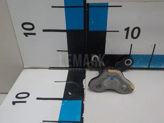 Петля двери задней левой верхняя для  Ford Focus II 2008-2011