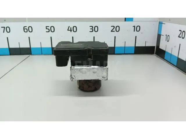 Блок ABS (насос) для  CASE SV300 2012