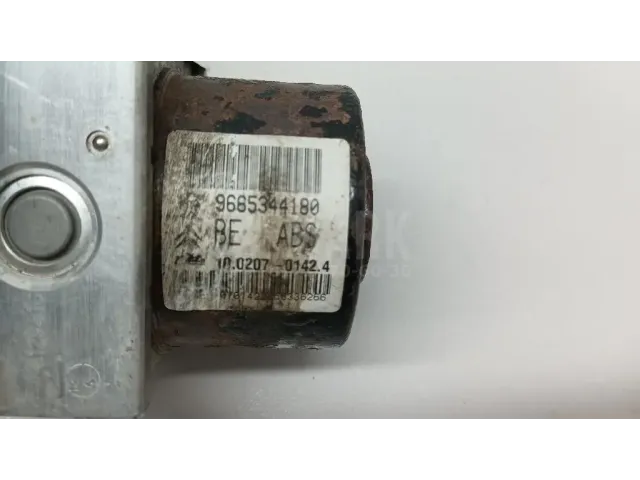 Блок ABS (насос) для  CASE SV300 2012