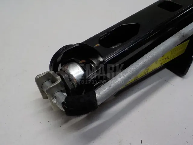 Домкрат для  Chevrolet Aveo (T300) 2011-2015
