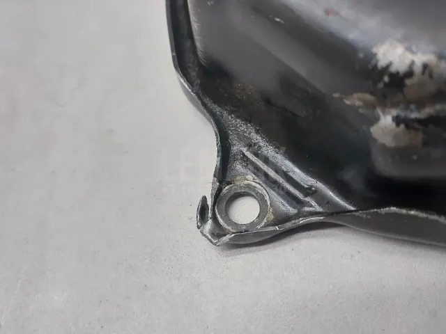 Крышка КПП для  BMW 5-serie E28 1981-1988