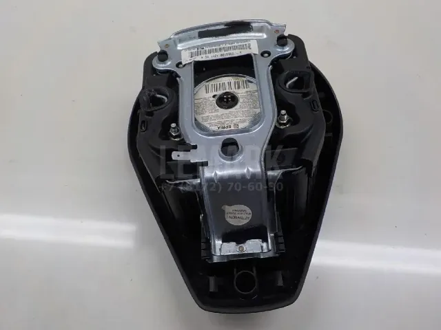 Подушка безопасности в рулевое колесо для  BMW 3-serie F30/F31/F80 2011-2020
