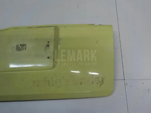 Накладка двери багажника
