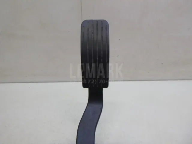 Педаль газа для  Audi Q3 (8U) 2012-2018