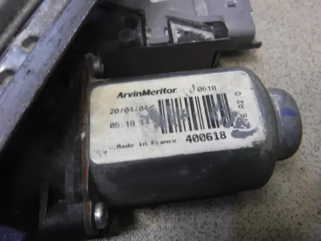 Стеклоподъемник электр. передний правый для  Chevrolet Aveo (T200) 2003-2008