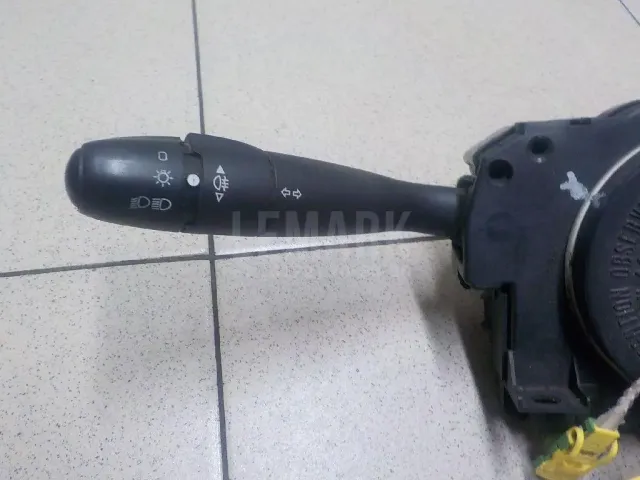 Переключатель подрулевой в сборе для  BMW X3 E83 2004-2010