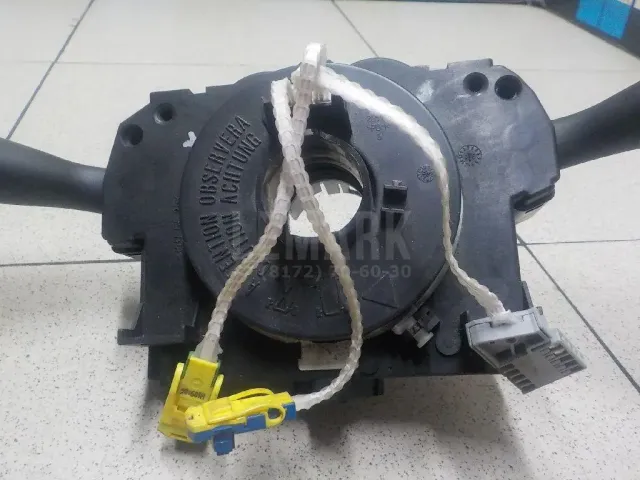 Переключатель подрулевой в сборе для  BMW X3 E83 2004-2010