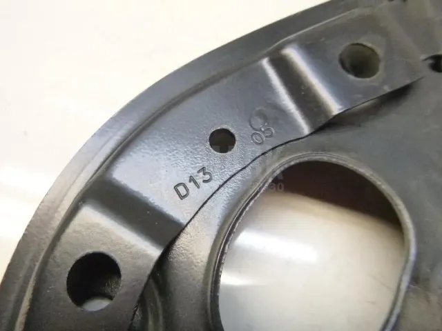 Направляющая стекла двери для  BMW Z4 E85/E86 2002-2008