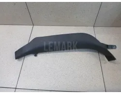 Обшивка двери багажника