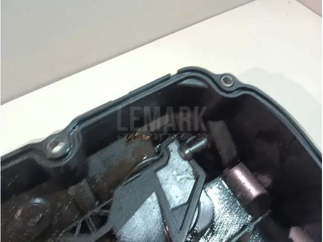 Крышка головки блока (клапанная) для  Ford Transit 2014