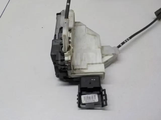 Замок двери передней правой для  Honda Accord VI 1998-2002