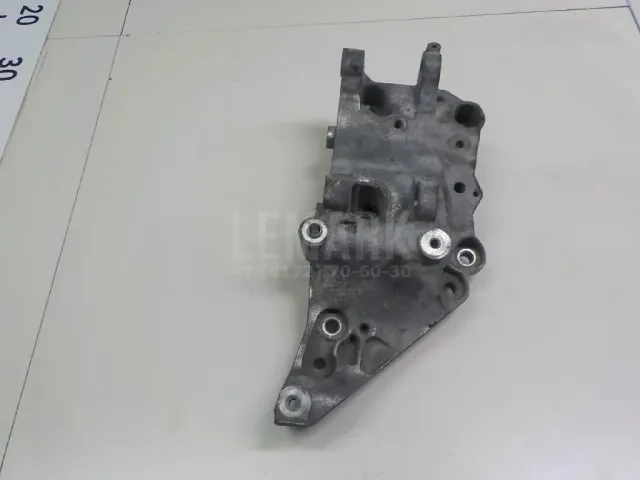 Кронштейн генератора для  Changan CS75 2014
