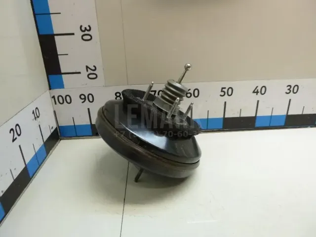 Усилитель тормозов вакуумный