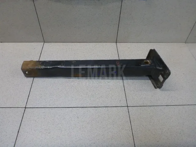 Кронштейн усилителя переднего бампера правый для  GM GMC Envoy 2001-2009