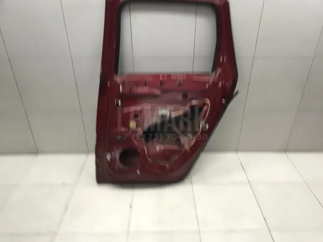 Дверь задняя правая