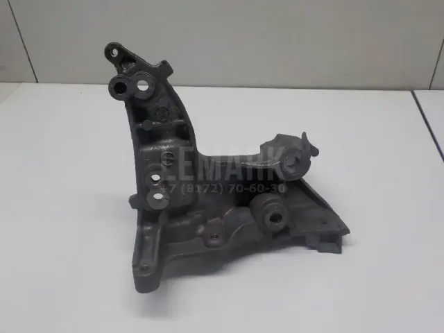 Кронштейн генератора для  Ford Focus III 2011-2019