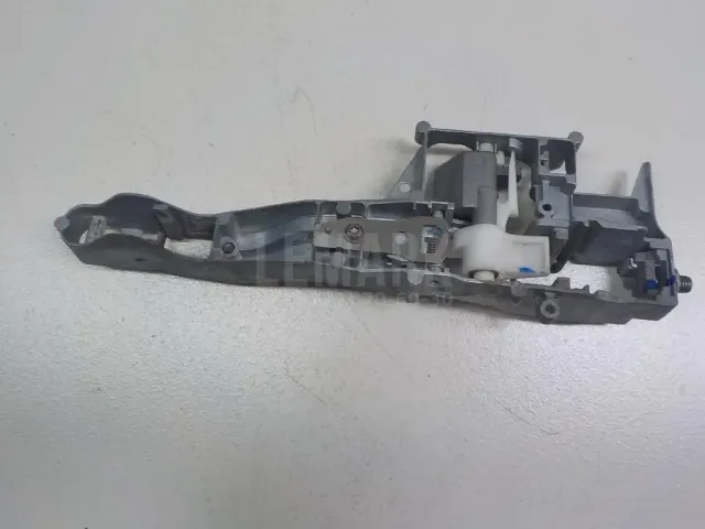 Кронштейн ручки для  BMW 4-serie F32/F33/F82 2012-2020