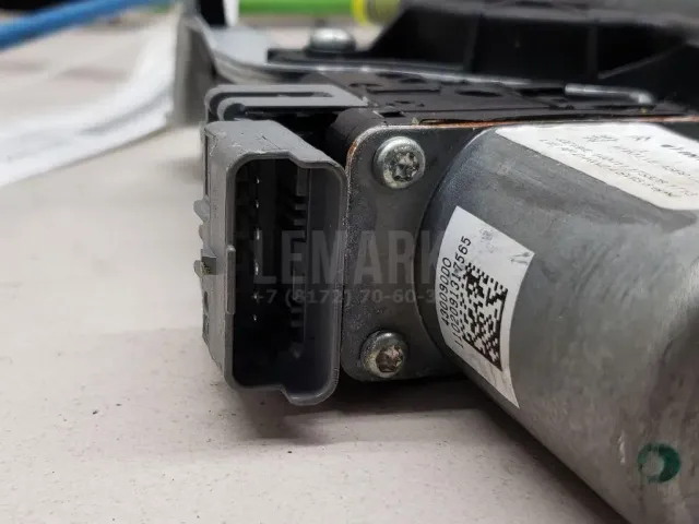 Стеклоподъемник электр. передний правый для  Audi A3 [8V] 2013-2020