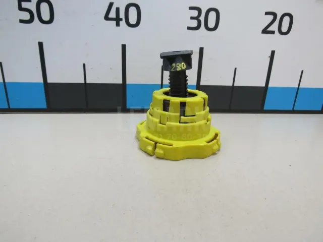 Болт крепления запасного колеса для  Great Wall Hover H3 2010-2014