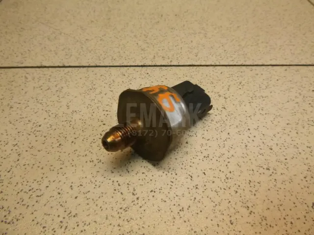 Датчик давления топлива