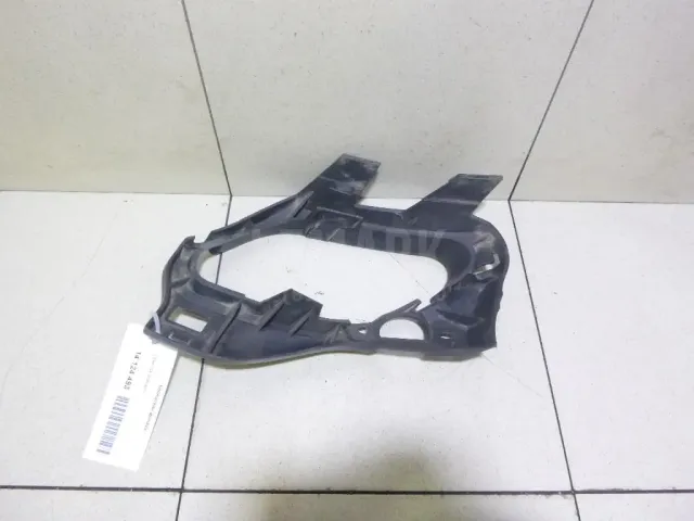 Кронштейн фонаря для  Chery Amulet (A15) 2006-2012