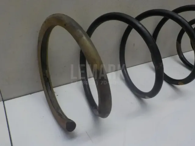 Пружина передняя для  BMW X5 E53 2000-2007