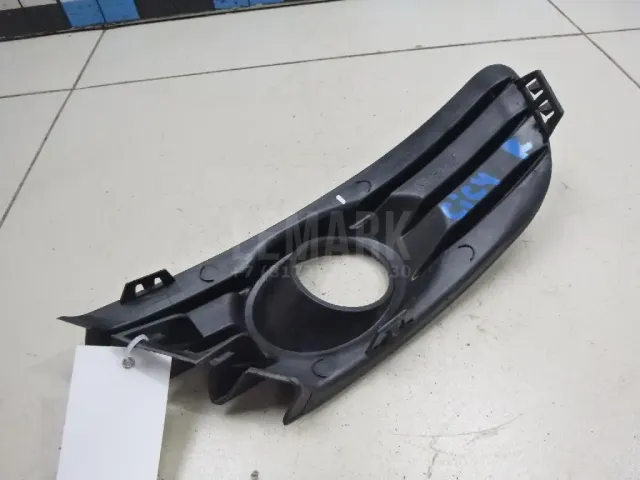 Решетка в бампер правая для  Ford Transit 2014